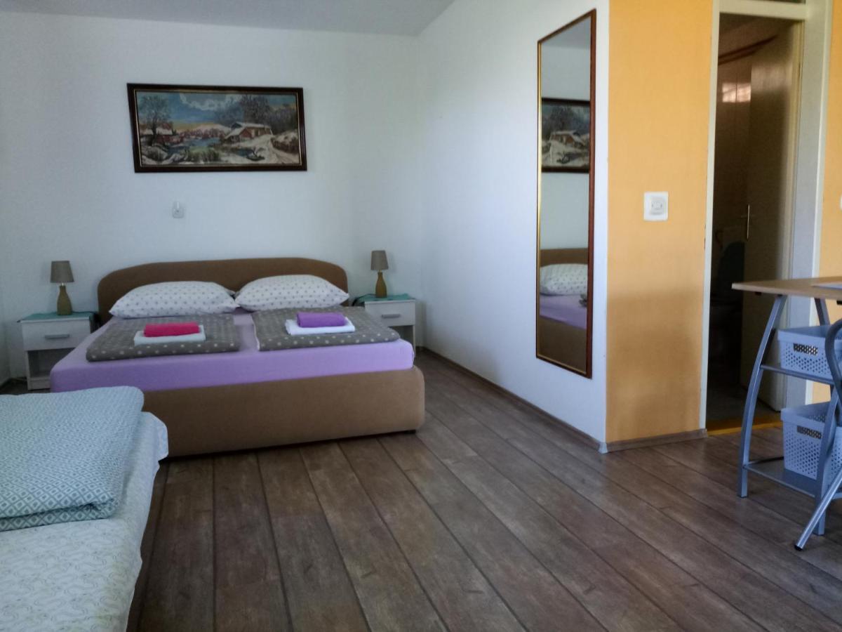 Studio Apartman Mak Duga Resa Exterior foto